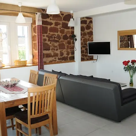 Domaine Du Haras De Pierre De 90m2 Appartement *